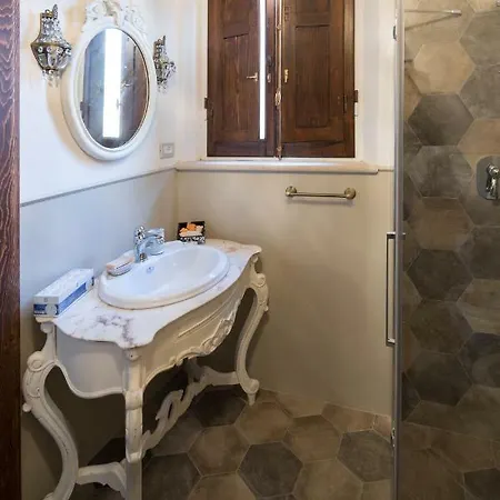 בית הארחה Caterina Residenza ראבנה